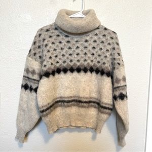 Vintage wool turtleneck sweater Samband of Iceland 100% virgin new wool knit